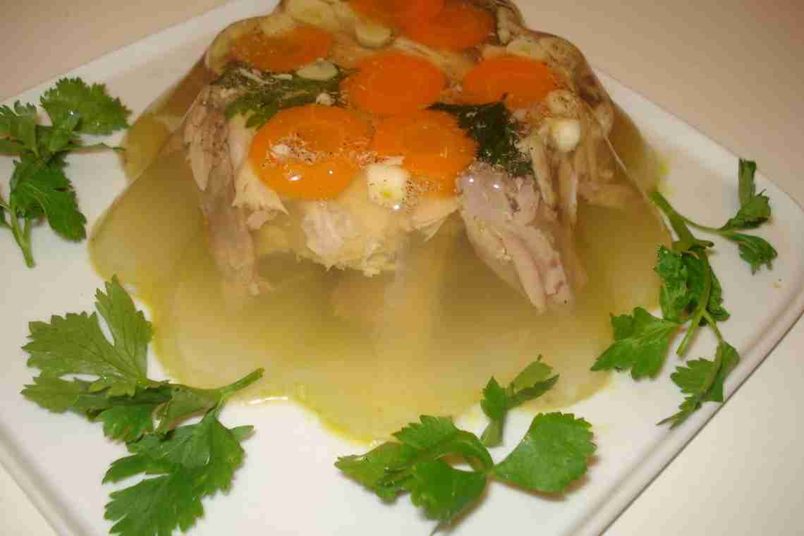 Царська страва на вашому столі: рецепти приготування заливного з риби