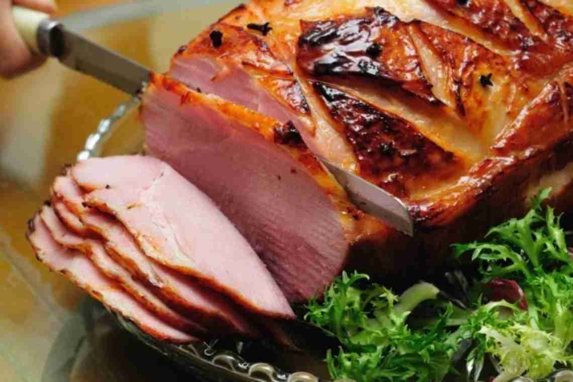 Маринована свинина в духовці: смачно, ароматно і соковито