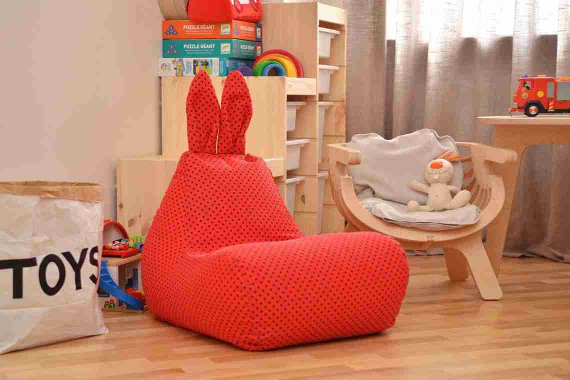 М'яке дитяче крісло у вигляді іграшки