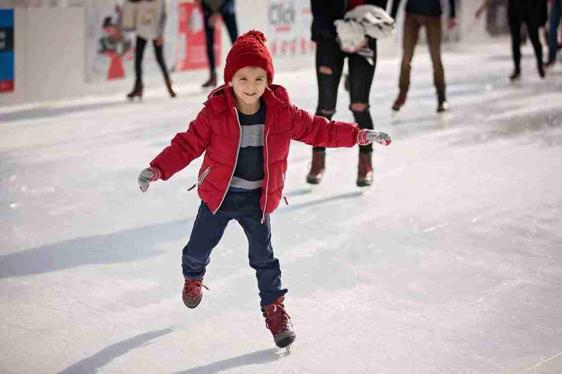 Як навчитися кататися на ковзанах: перші кроки на льоду