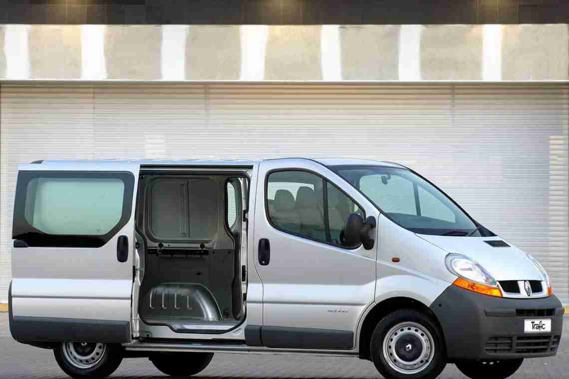 Рено Трафік - стильний мікроавтобус на всі випадки життя
