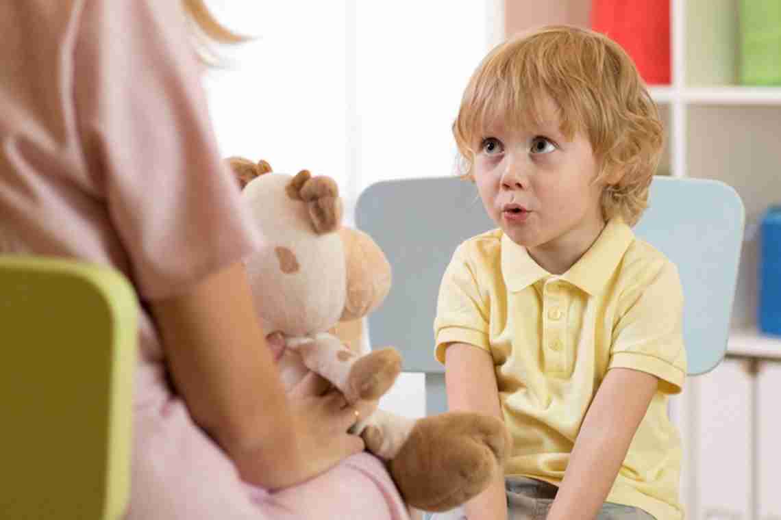 Причини та лікування заїкання у дітей