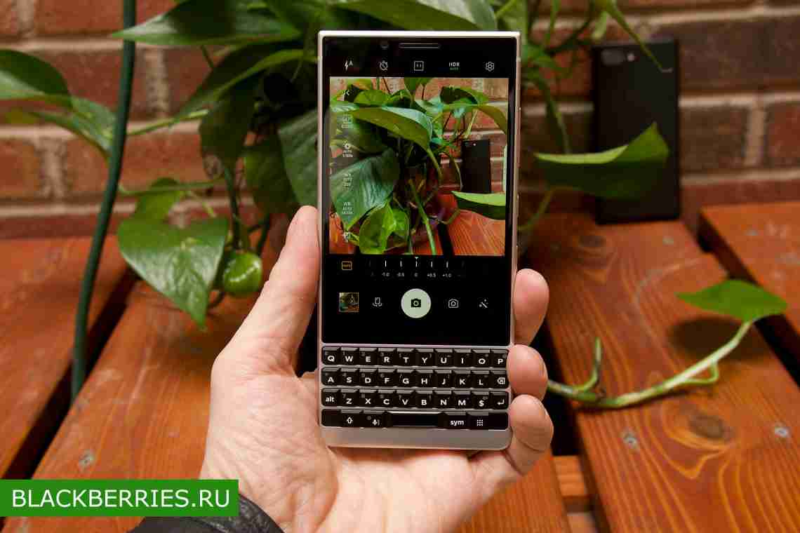 WhatsApp припинить підтримку BlackBerry і Nokia до кінця 2016 року