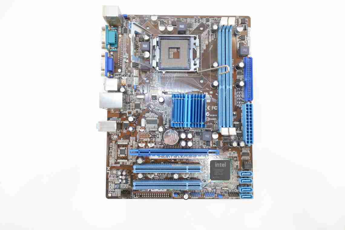 Epox 4G4A на чіпсеті Intel 845G