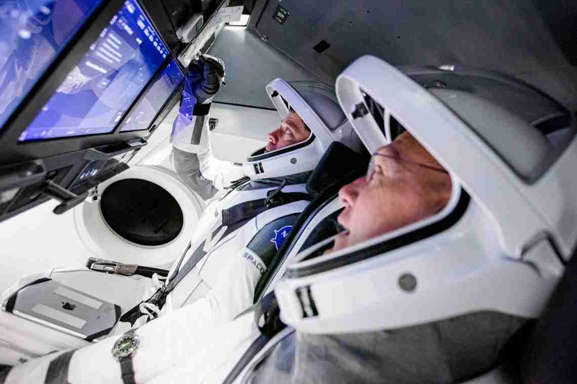 SpaceX усунула конструктивні недоліки в туалеті на кораблі Crew Dragon