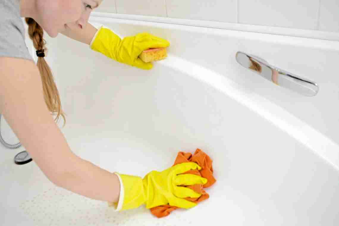 Як правильно чистити акрилову ванну