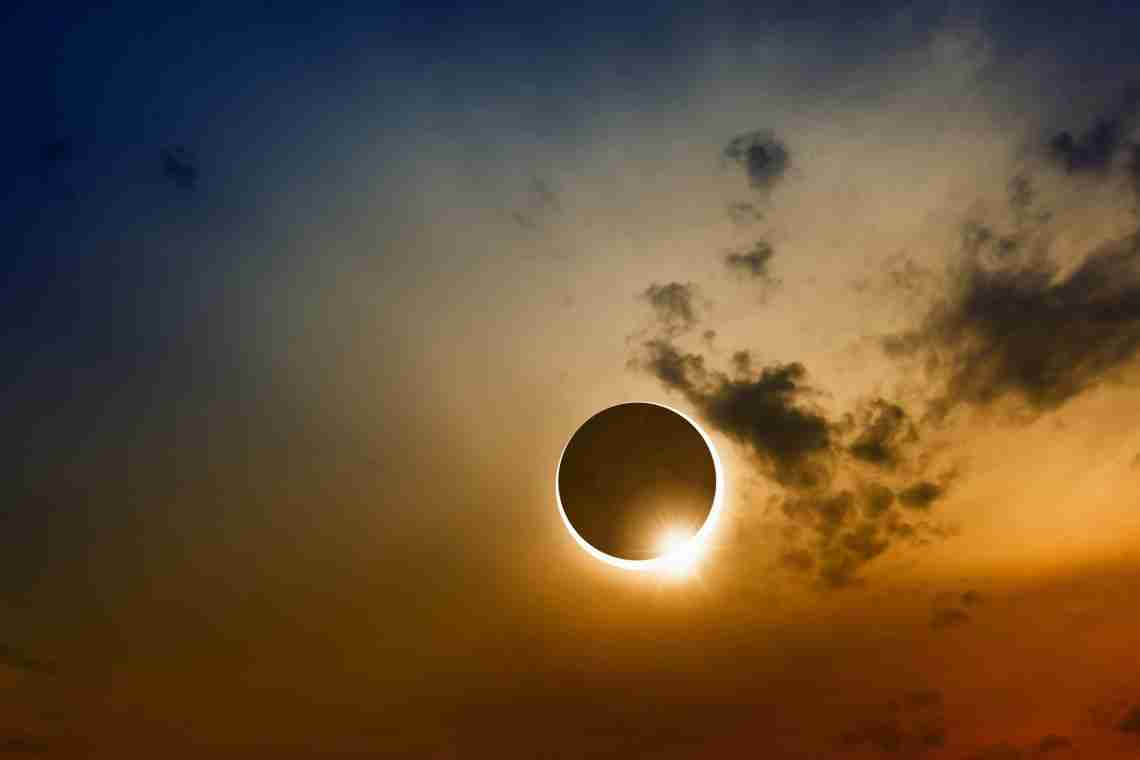 Сонячне затемнення в липні