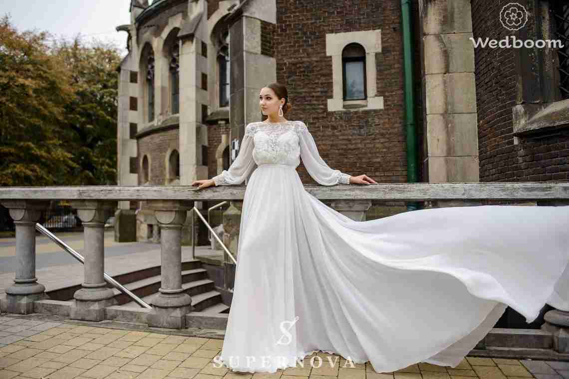 Весільні вбрання для вагітних жінок: створюємо бездоганний образ!