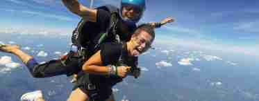Екстремальні захоплення: зі скількох років можна стрибати з парашутом?