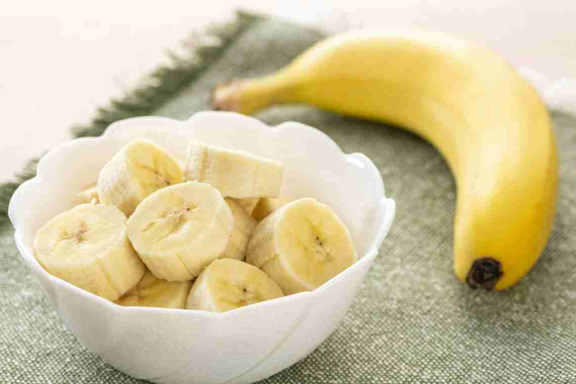 Банани при гастриті: чи можна їх вживати в їжу