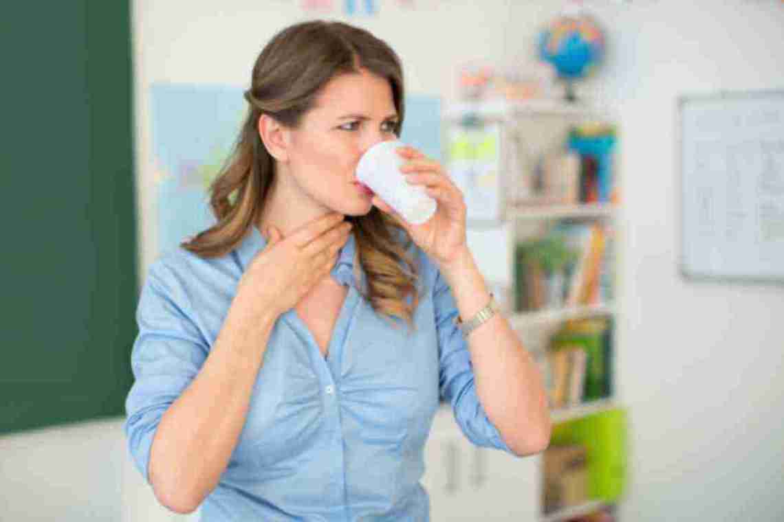 Болить горло вранці: симптоми, причини, способи усунення дискомфорту