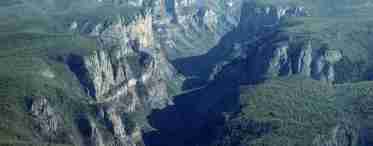 Долина Безголових, Канада: історичні факти, опис, цікаві факти