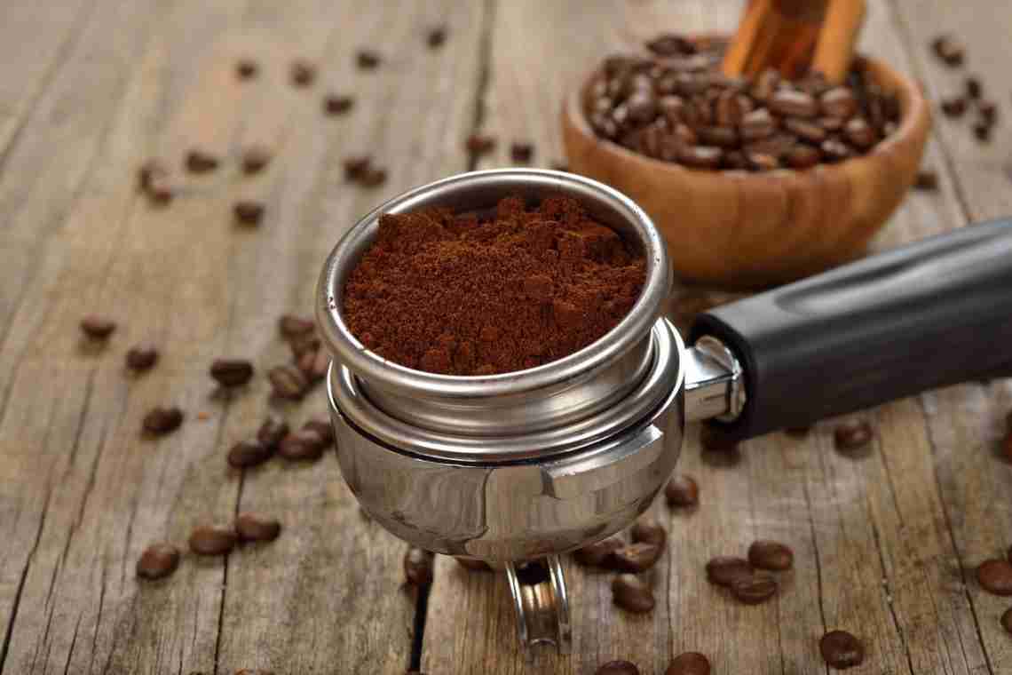 Переваги, недоліки та способи фарбування за допомогою кави