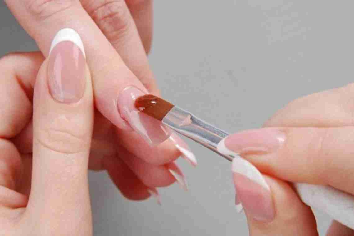 Ламінування нігтів: способи, що використовуються матеріали та засоби, результативність