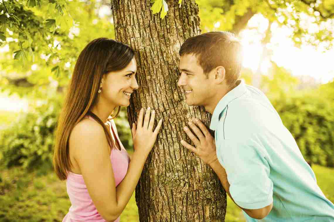 Дорослий чоловік і молода дівчина: божевілля чи звичайна пара?