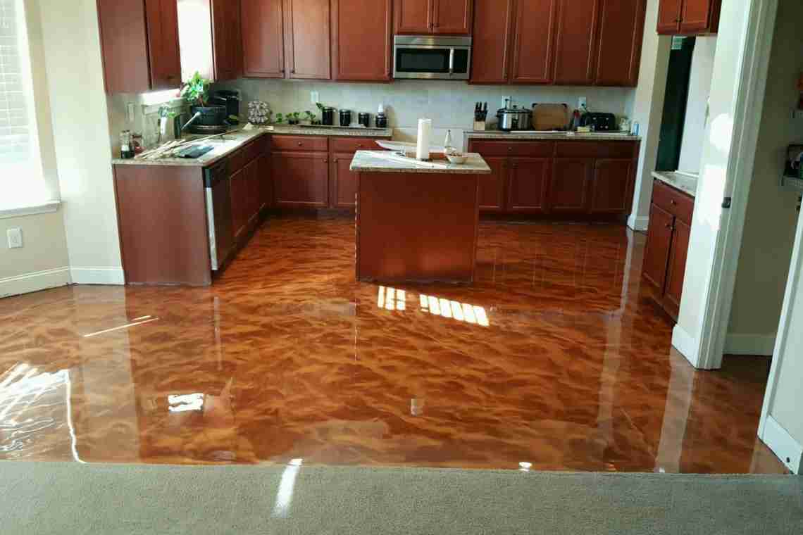 Наливна підлога на кухні