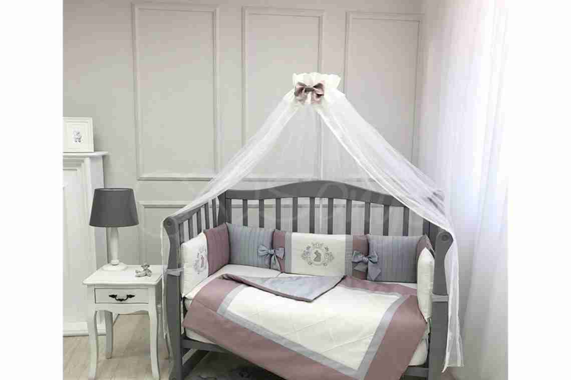 Ліжечко для новонароджених з балдахіном