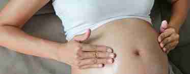 Чому з'являється і що означає смужка на животі при вагітності?