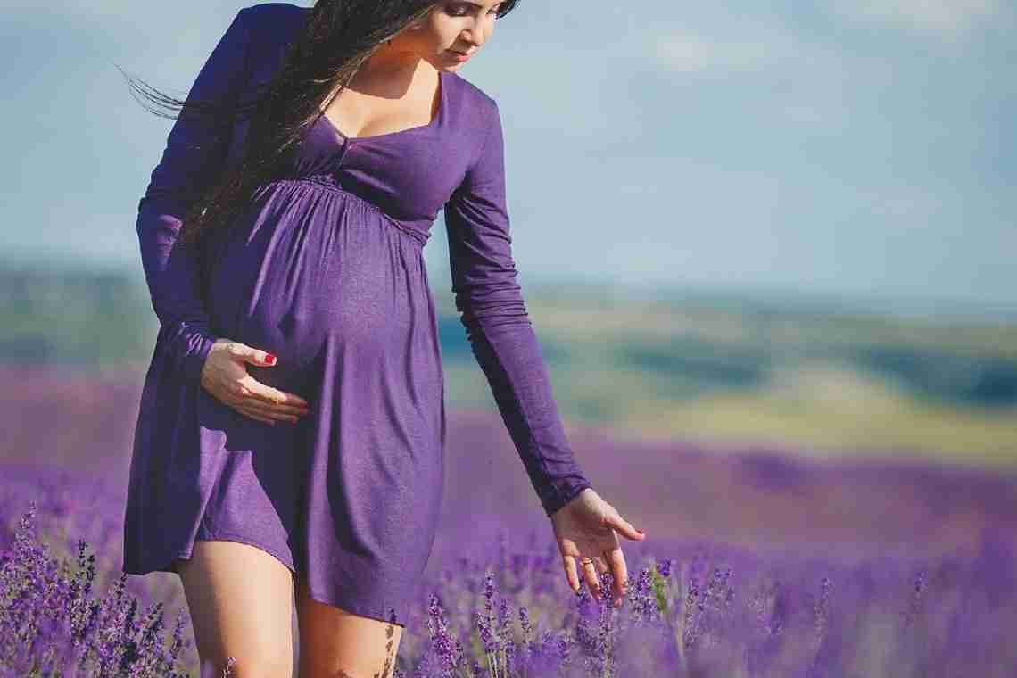 Сукні для вагітних: на різні випадки
