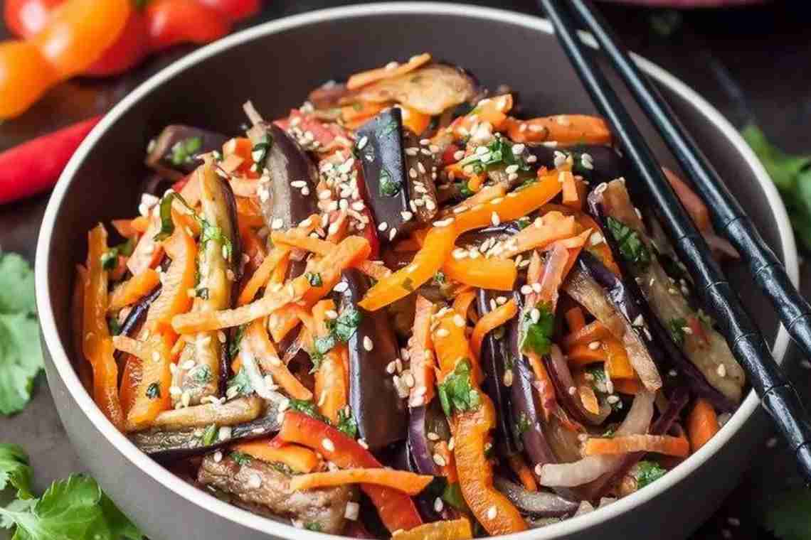 Як приготувати китайський салат в домашніх умовах? Рецепти створення страв китайської кухні