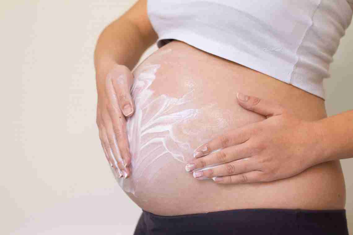 Коли бити на сполох, якщо нудить і рве при вагітності?