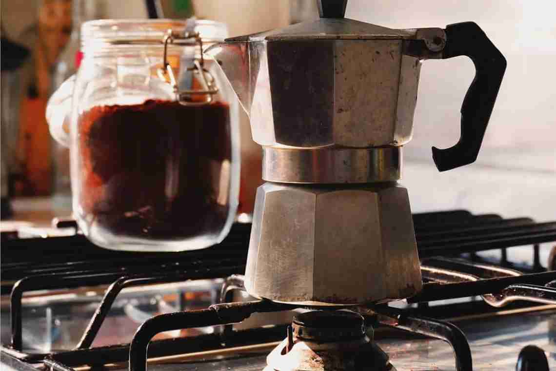 Приготування кави в кавоварках: гейзерної, крапельної