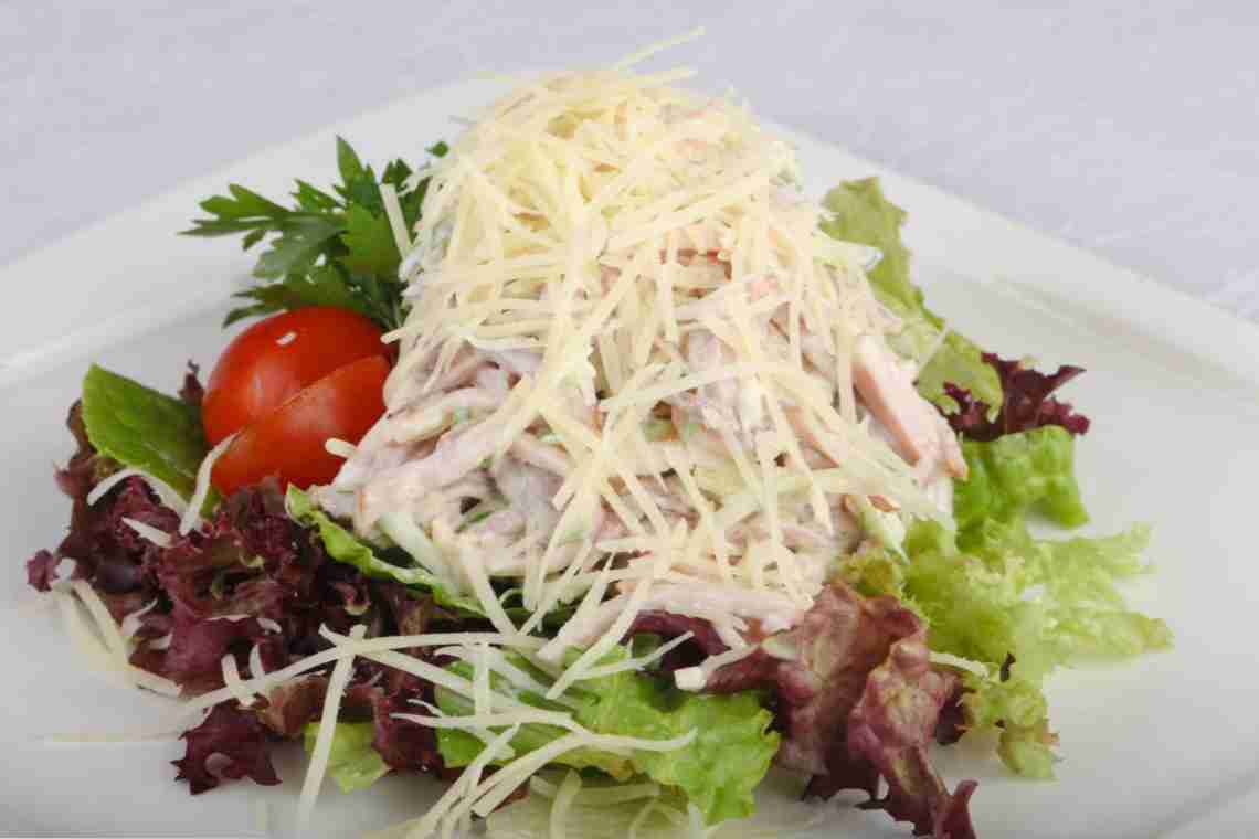 Рецепти приготування салату з адигейським сиром
