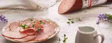 Варена і ліверна ковбаса в домашніх умовах: смачно, доступно, корисно