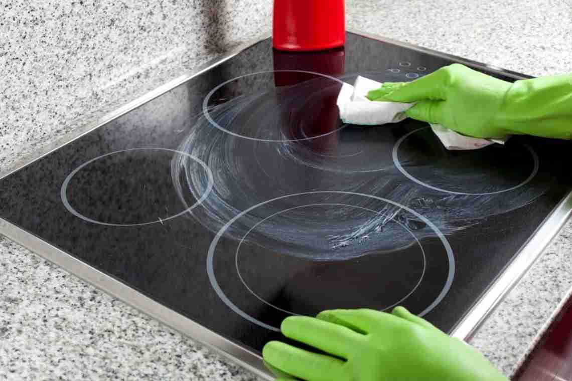 Як користуватися індукційною плитою і чистити її?