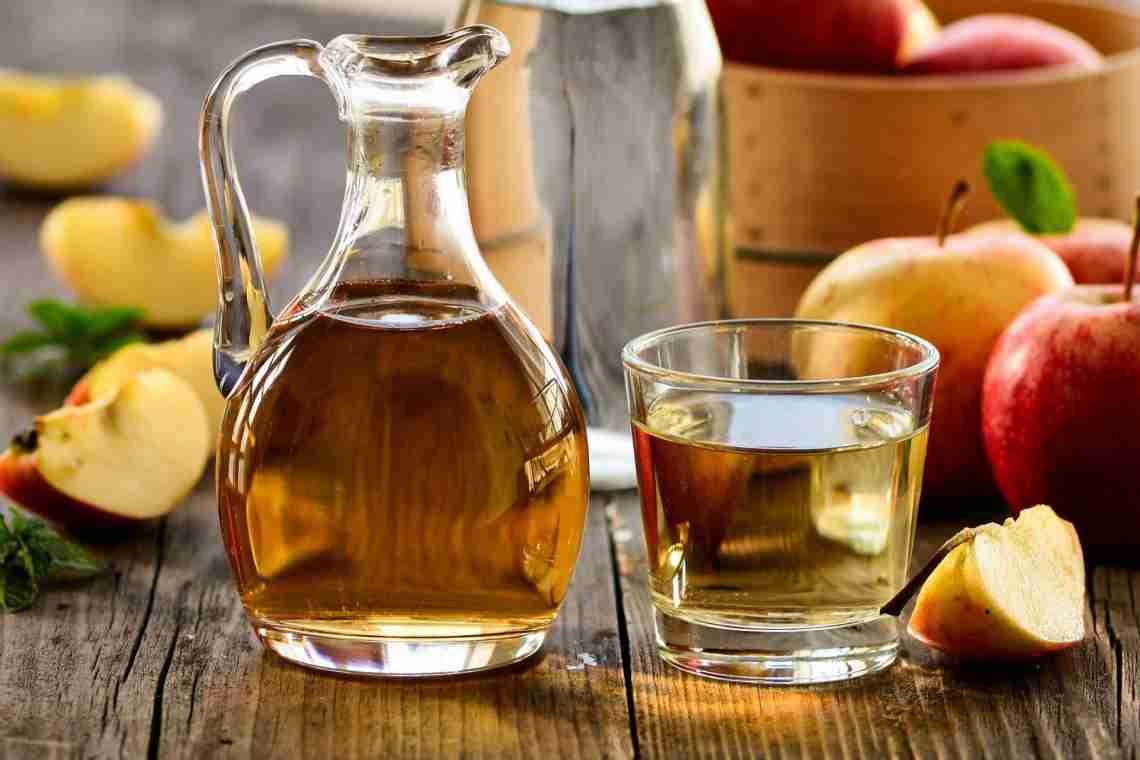 Як приготувати яблучний оцет з медом