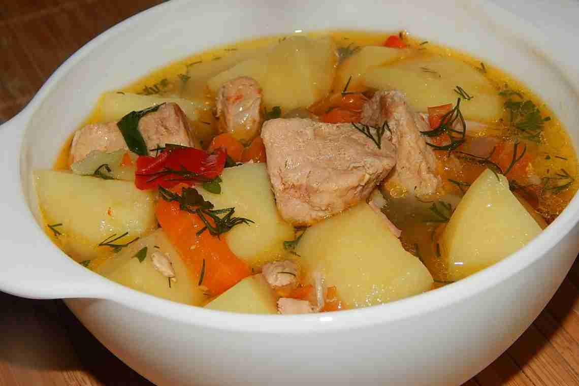 Як зварити курячий суп із зеленню?