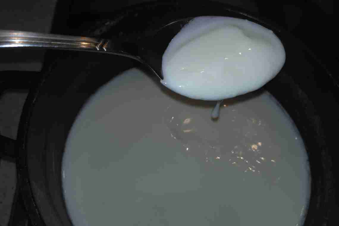 Як зробити домашній натуральний йогурт