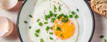 Як приготувати яєчню-ромашку на сніданок?