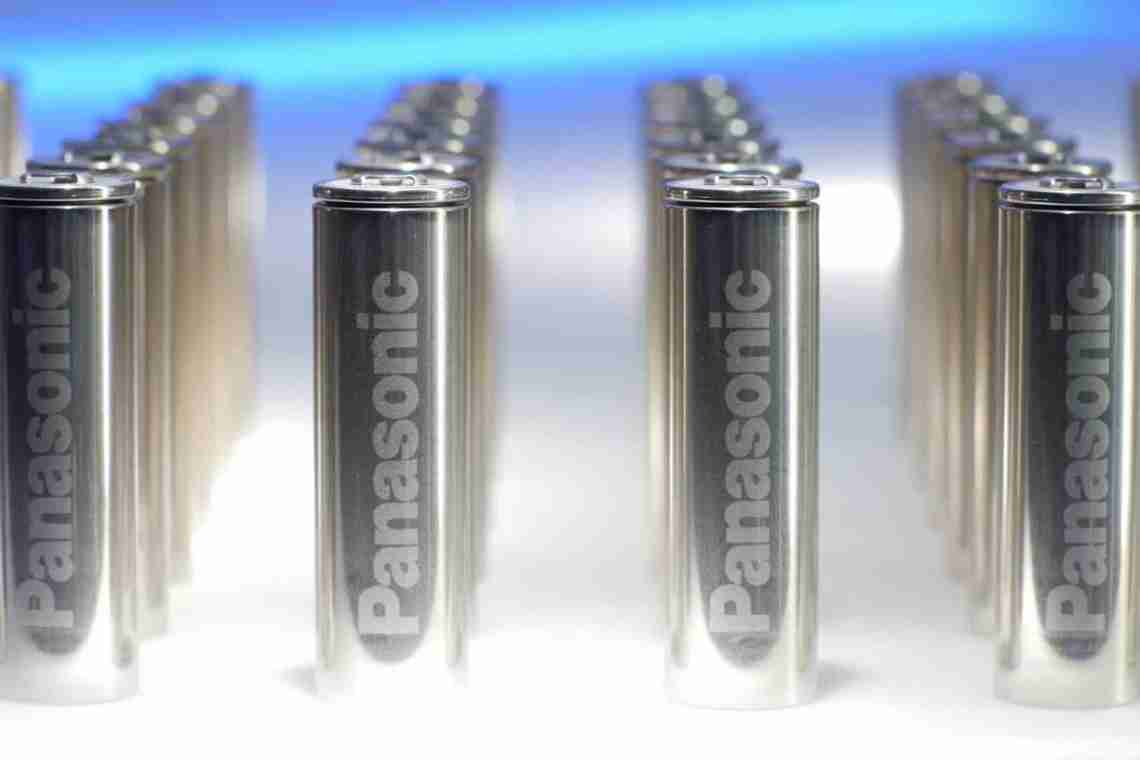 Panasonic випустила зразки акумуляторів 4680 для Tesla і відмовилася від виробництва LFP-батарей