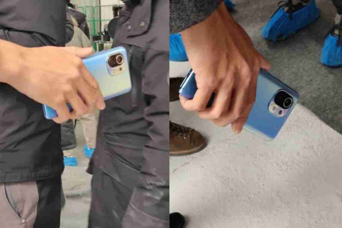 Імовірний Xiaomi 12 у маскувальному чохлі помітили в китайському метро