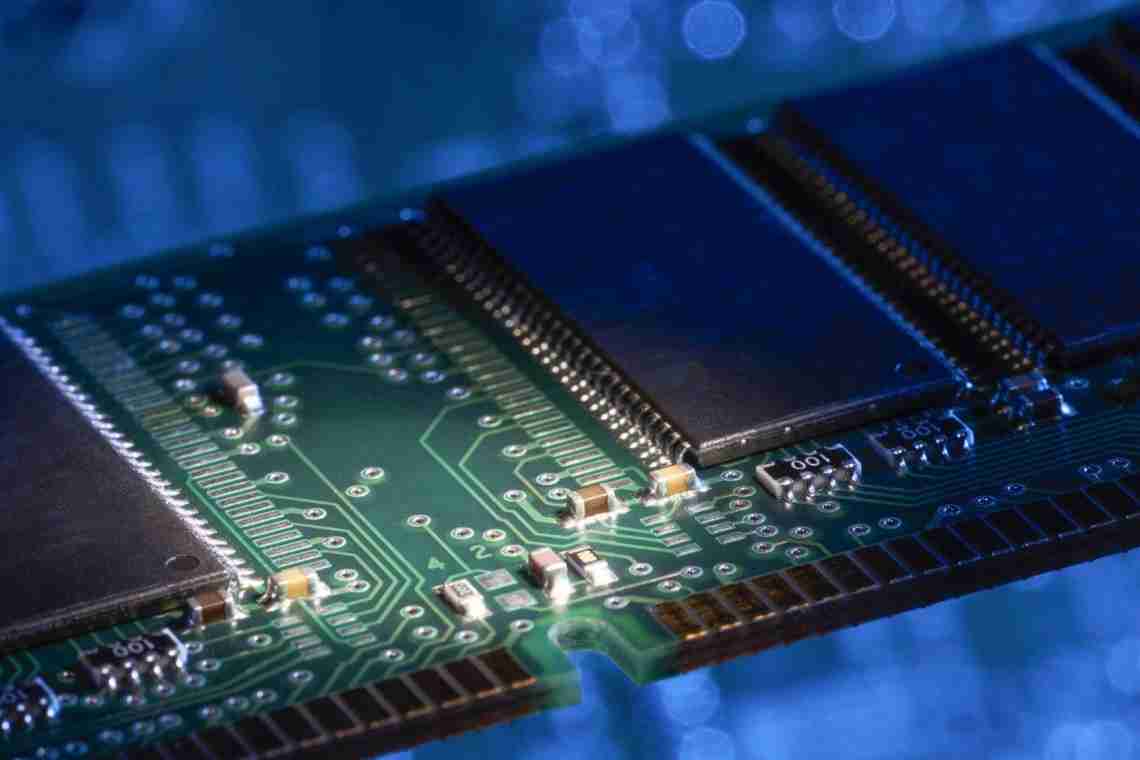  Samsung почала масове виробництво найсучаснішої оперативної пам'яті DDR5 з техпроцесу 14-нм EUV