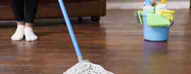 Як правильно помити підлогу шваброю?