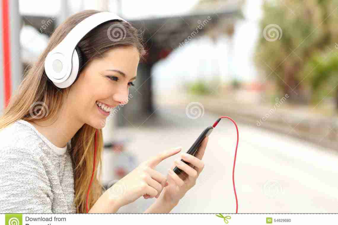 Що слухати в дорозі: плейлист і рекомендації щодо вибору аудіо