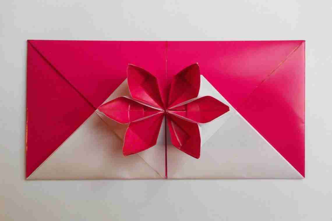 Як зробити оригінальний подарунковий конверт з гуртків паперу