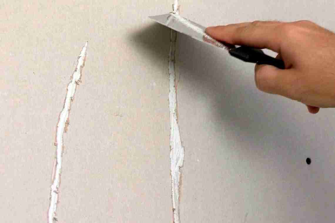 Як заробити тріщини на стелі і стінах
