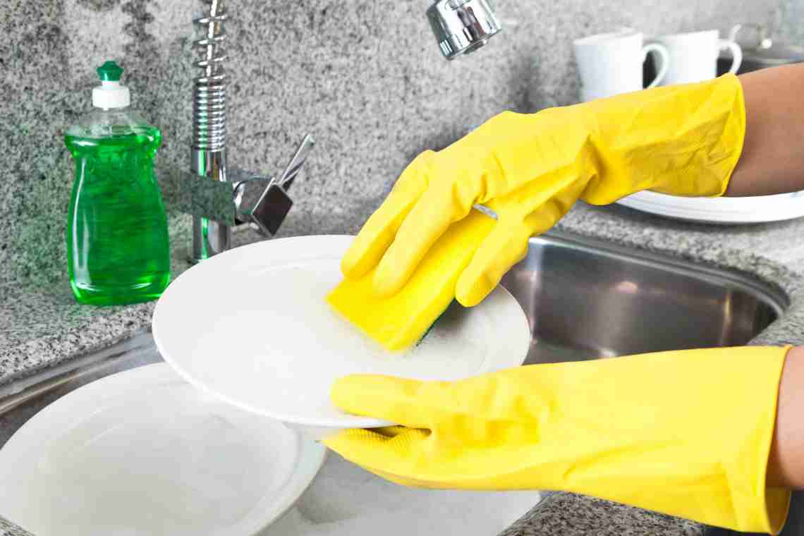 Як мити посуд без використання сучасних миючих засобів