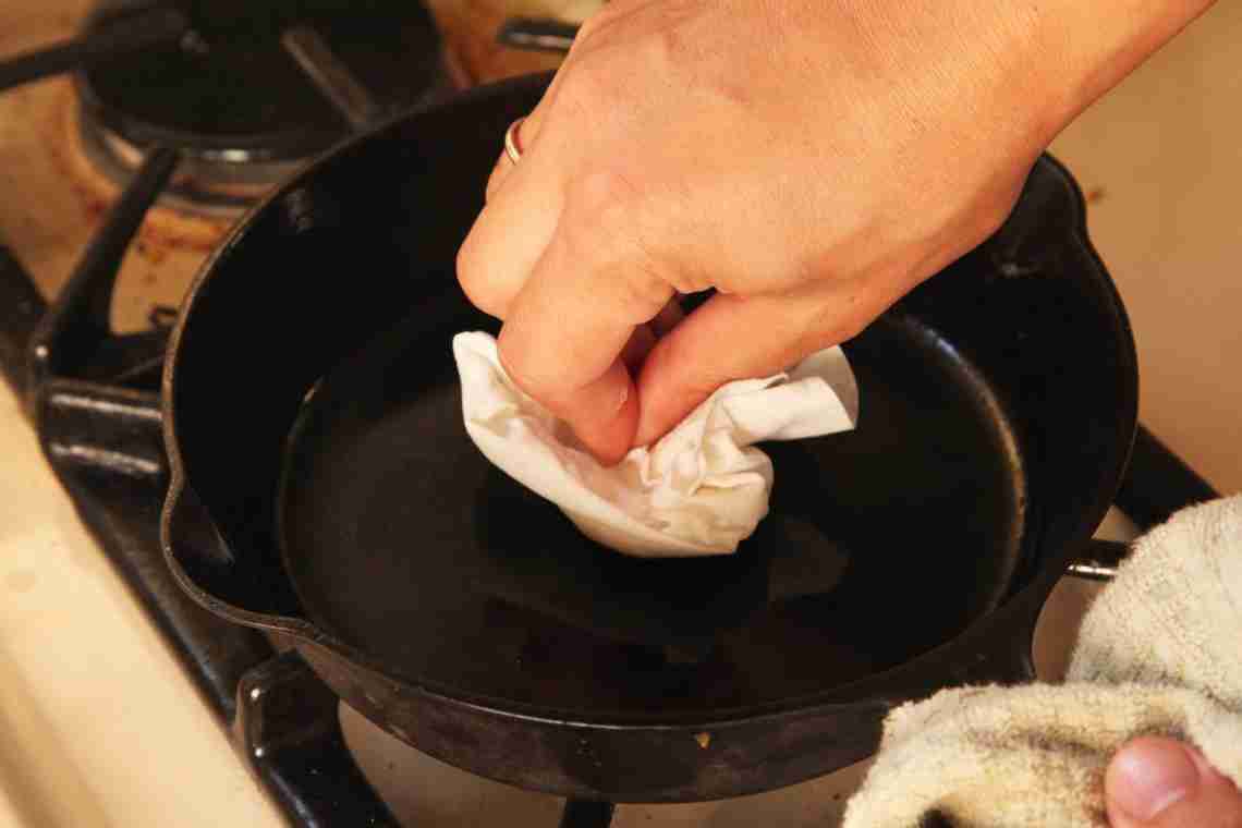 Як відмити пригорілий жир
