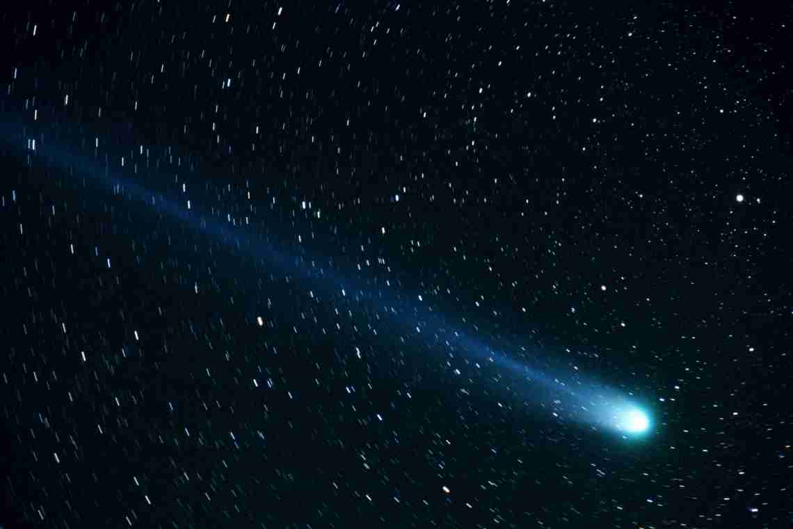 Яскрава комета наблизиться до Землі 12 лютого