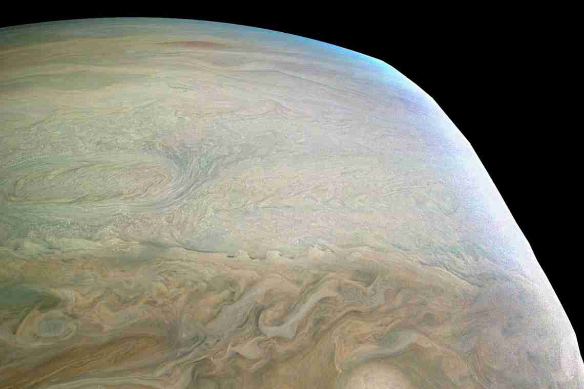 На Юпітері вперше зафіксовано потужні стратосферні вітри