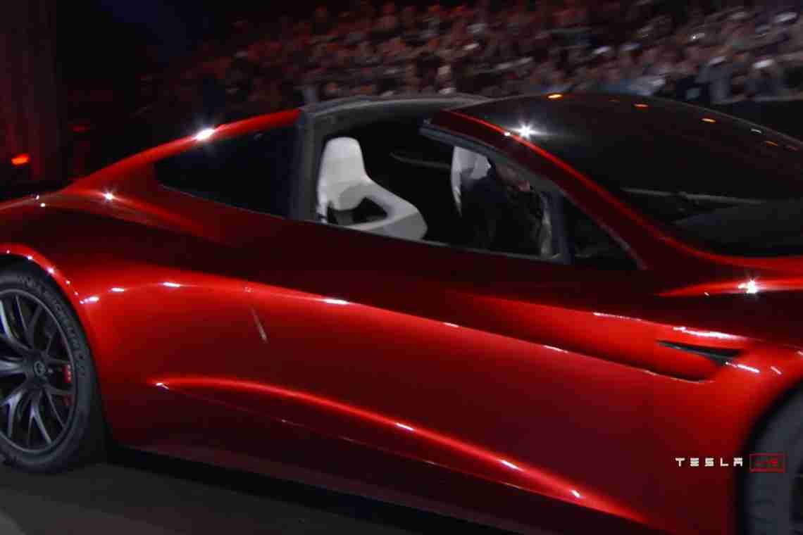Ілон Маск тепер вважає затримку електрокара Tesla Roadster до 2023 року сприятливим сценарієм
