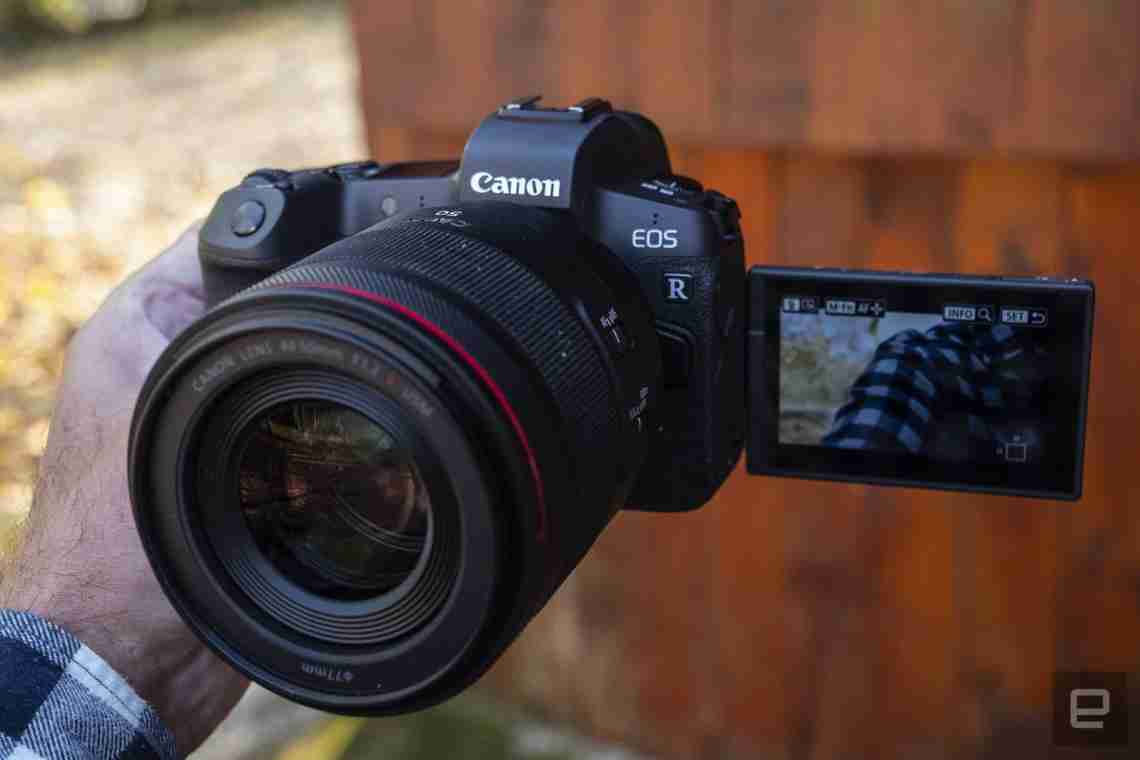  Canon представила подвійний об'єктив для зйомки VR-контенту на звичайні беззеркалки EOS R