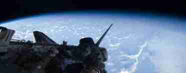 Секретний «міні-шатл» X-37B повернувся з орбіти після 469-денного польоту