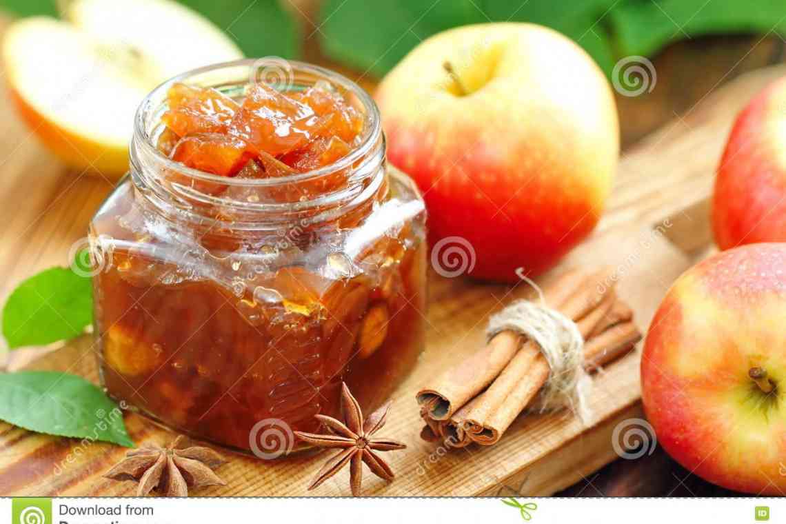 Дізнаємося хто як варить варення з яблук: декілька смачних рецептів
