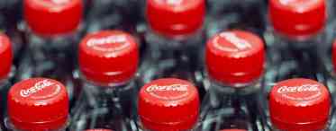 Чи можна пити Кока-Колу: склад, калорійність, корисні властивості та шкода