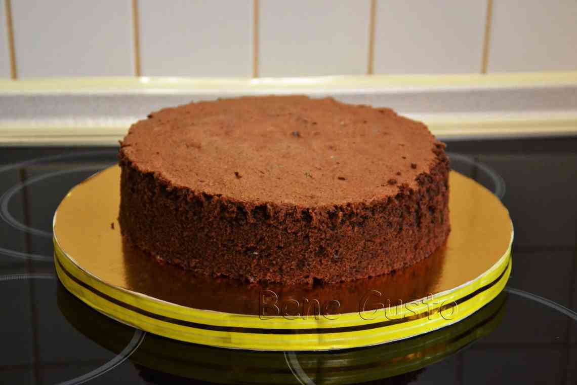 Шоколадні бісквіти для торта: інгредієнти, рецепти, рекомендації з приготування